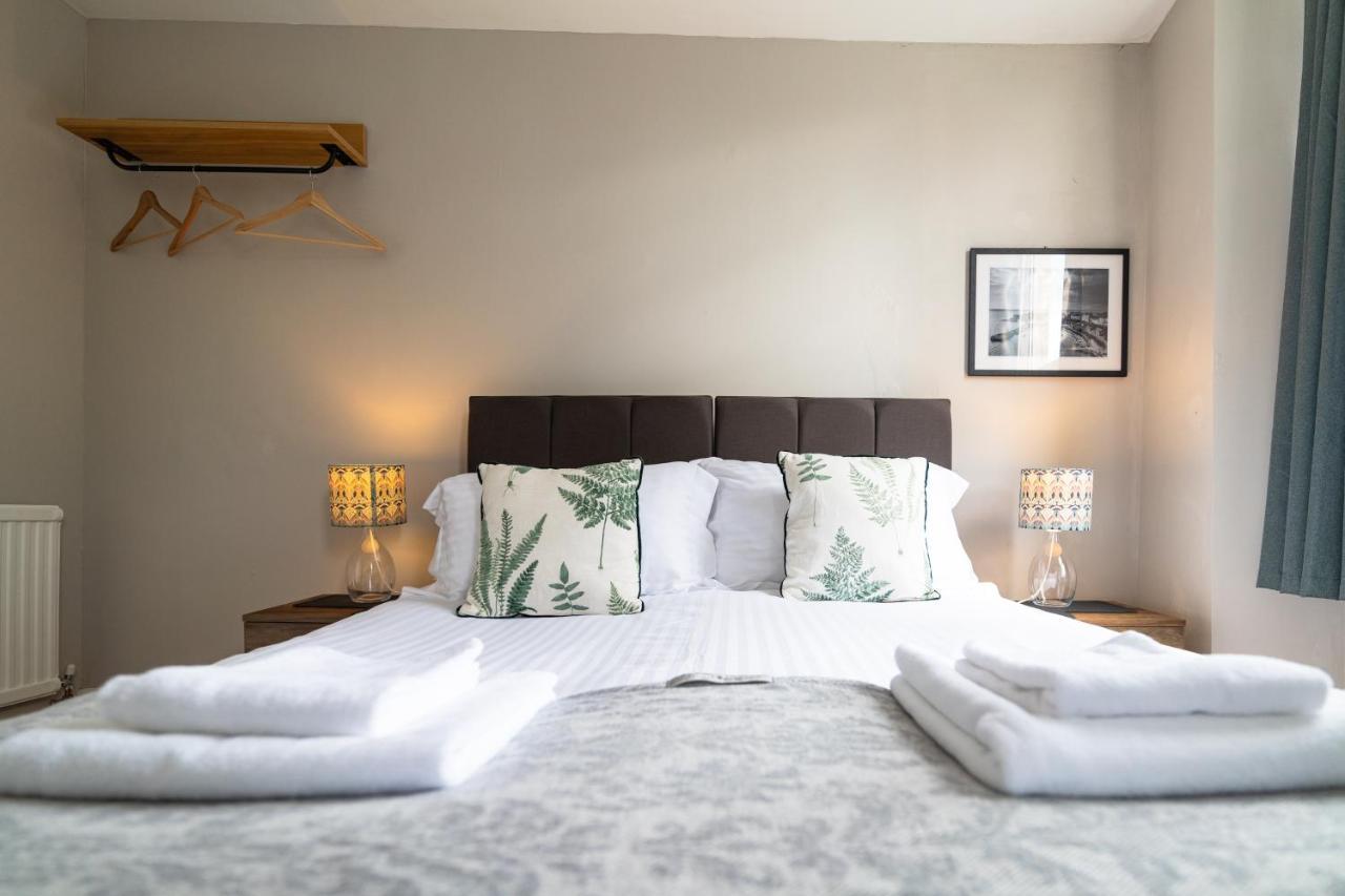 Sleepy Puffin Guest House テンビー エクステリア 写真