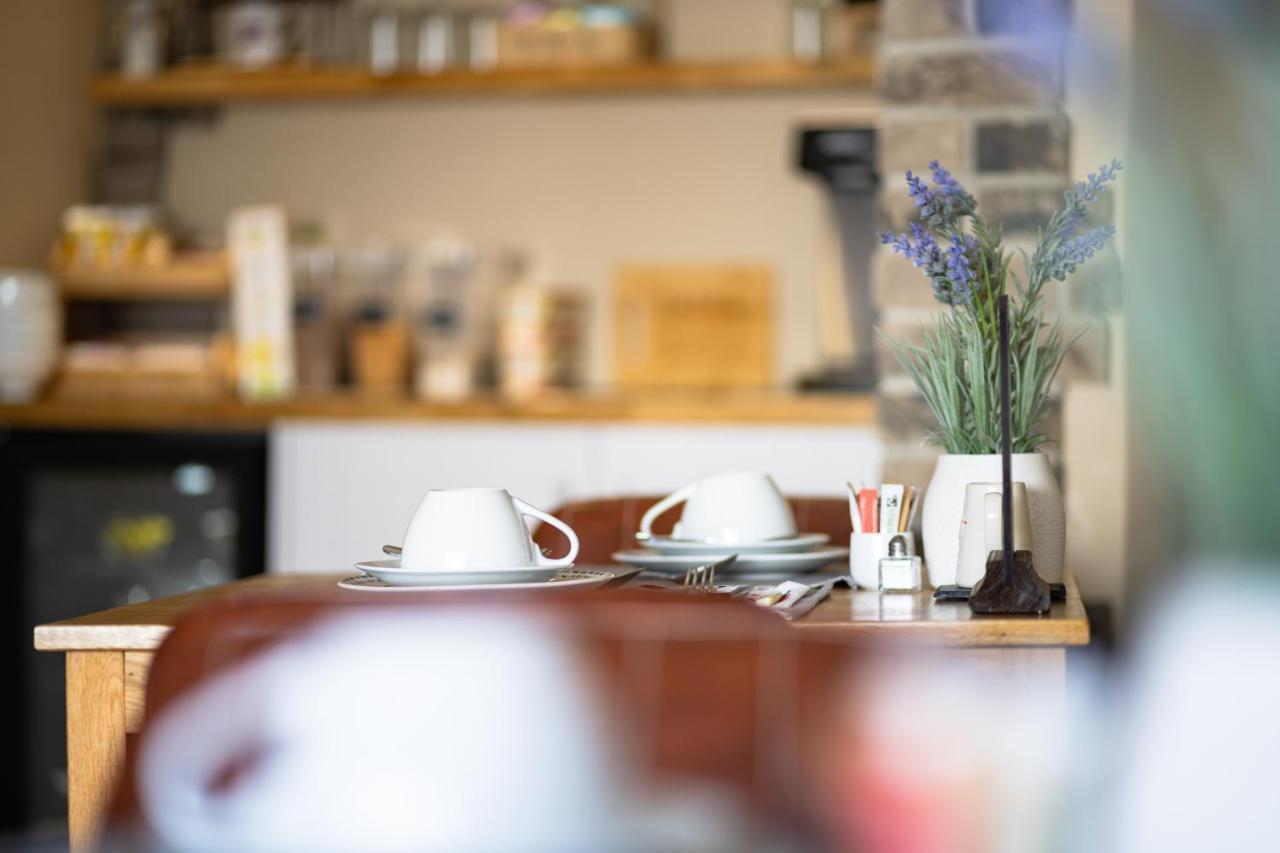 Sleepy Puffin Guest House テンビー エクステリア 写真